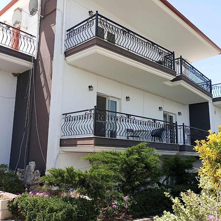 Villa Camellia Vrasná Exteriér fotografie
