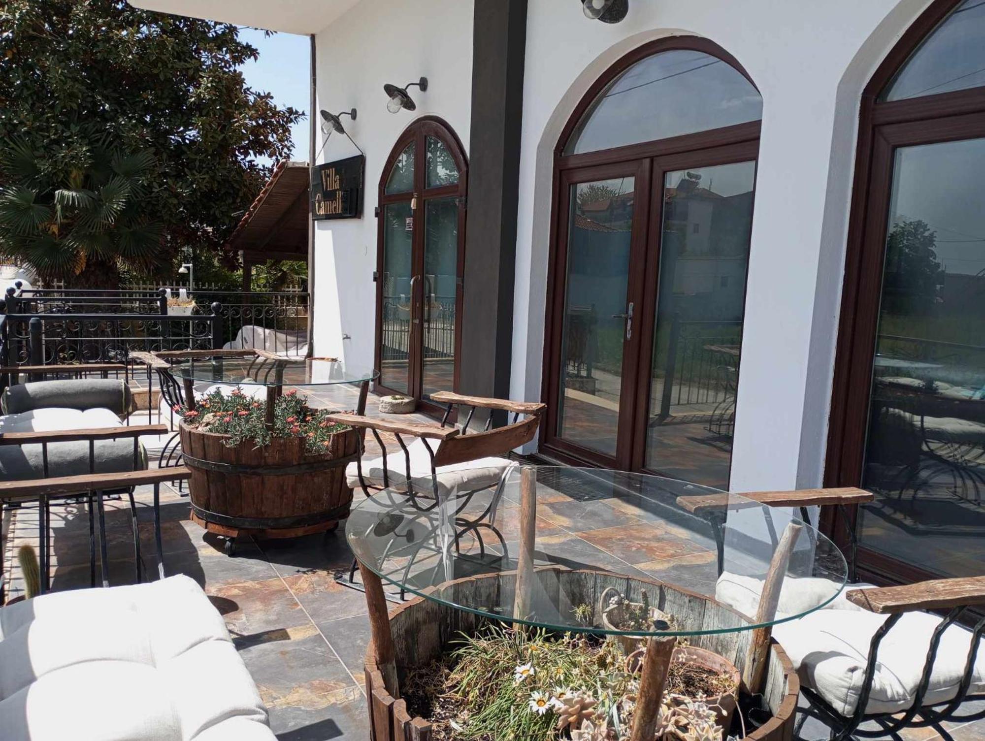 Villa Camellia Vrasná Exteriér fotografie