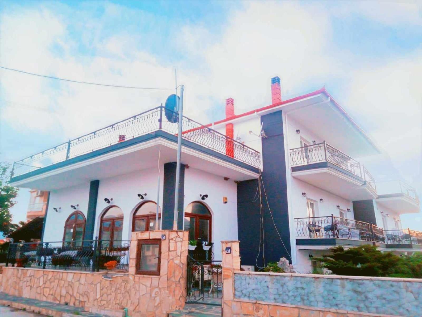 Villa Camellia Vrasná Exteriér fotografie